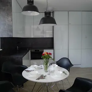 Impresja 42 Z Garażem Apartament